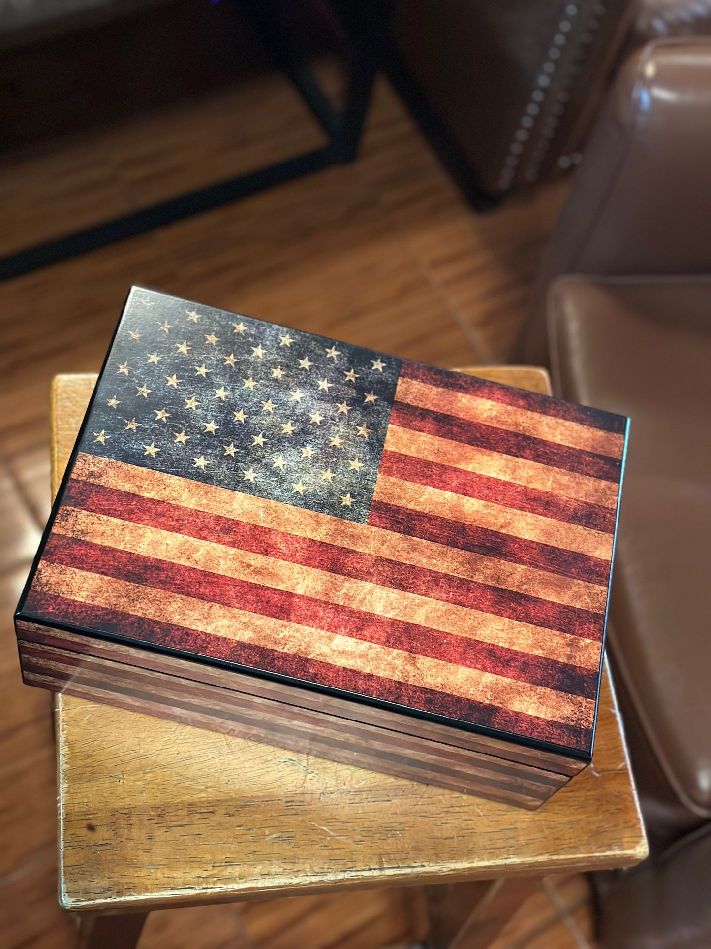 American flag cigar humidor