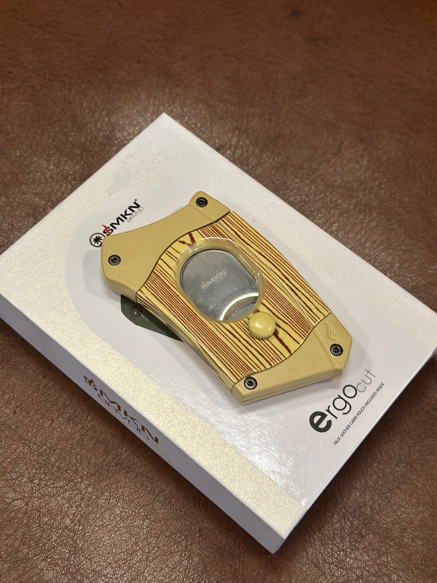 Cigar cutter