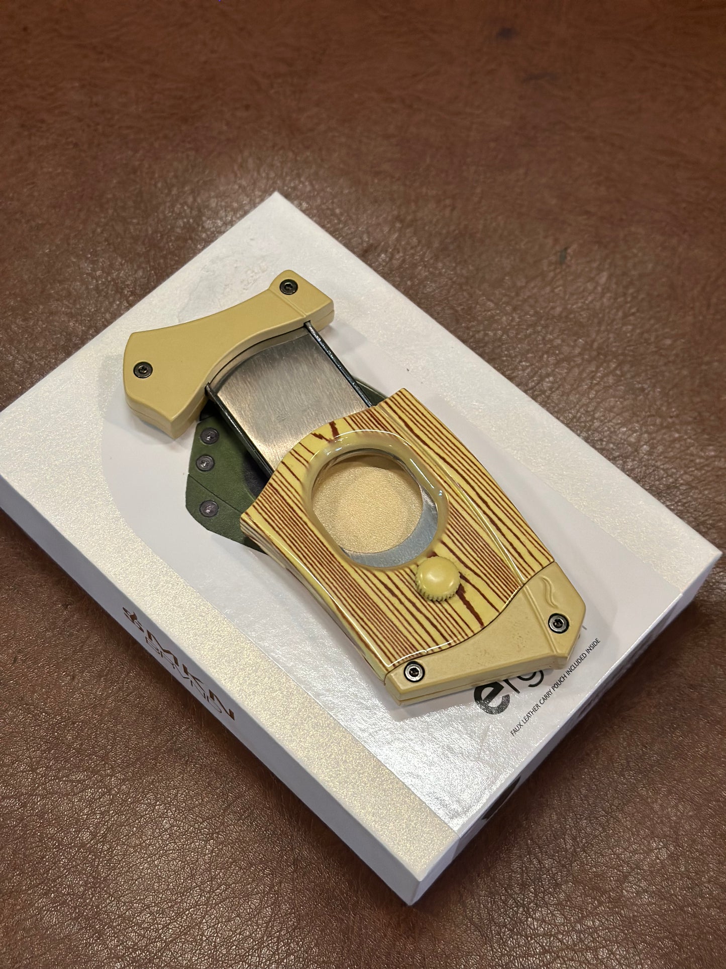 Cigar cutter