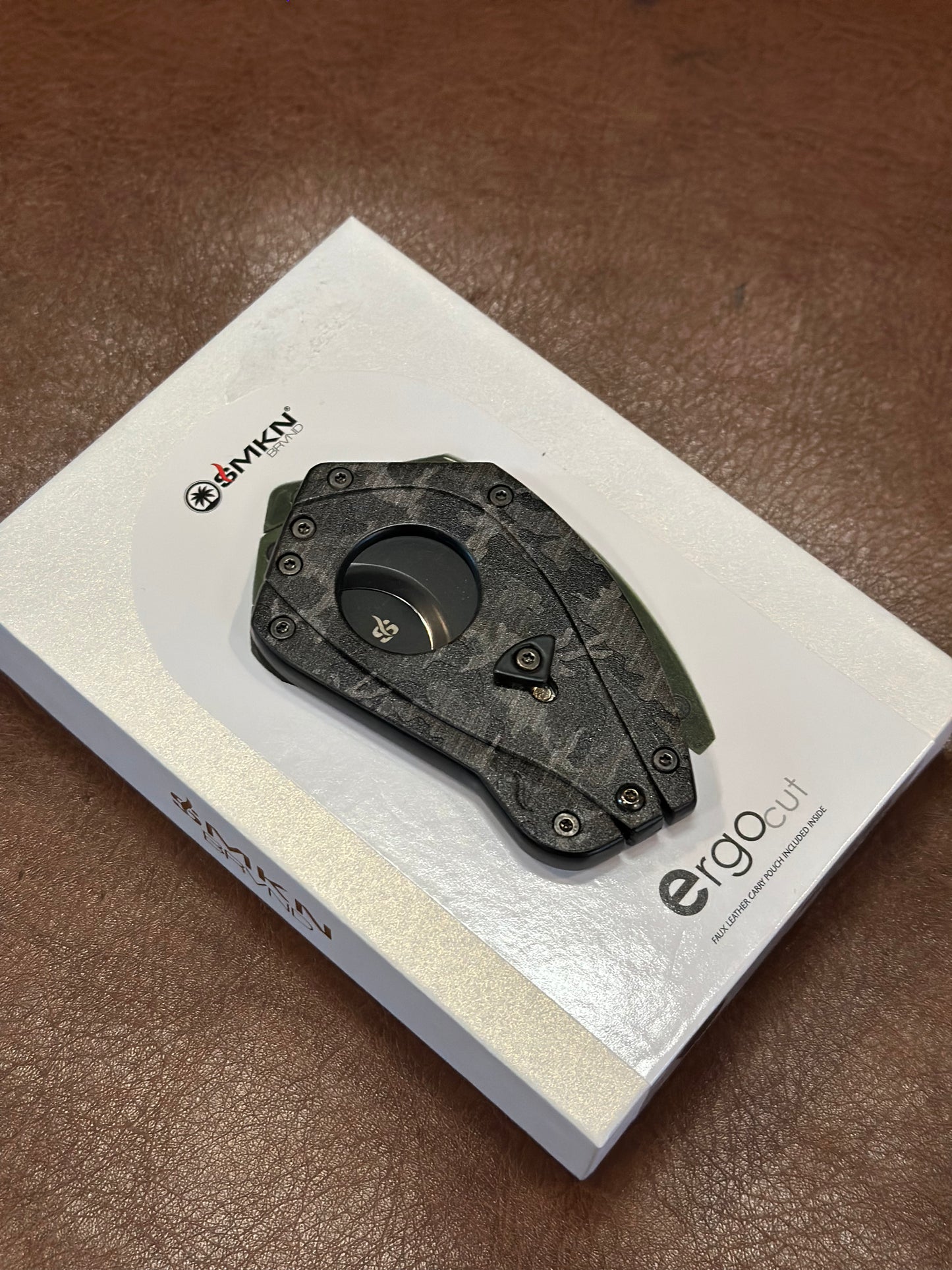 Cigar cutter